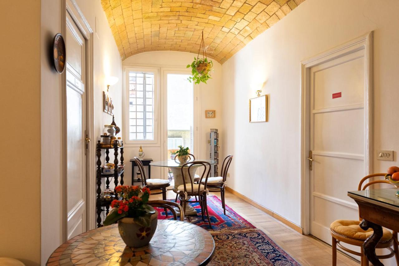B&B La Scalinatella โรม ภายนอก รูปภาพ