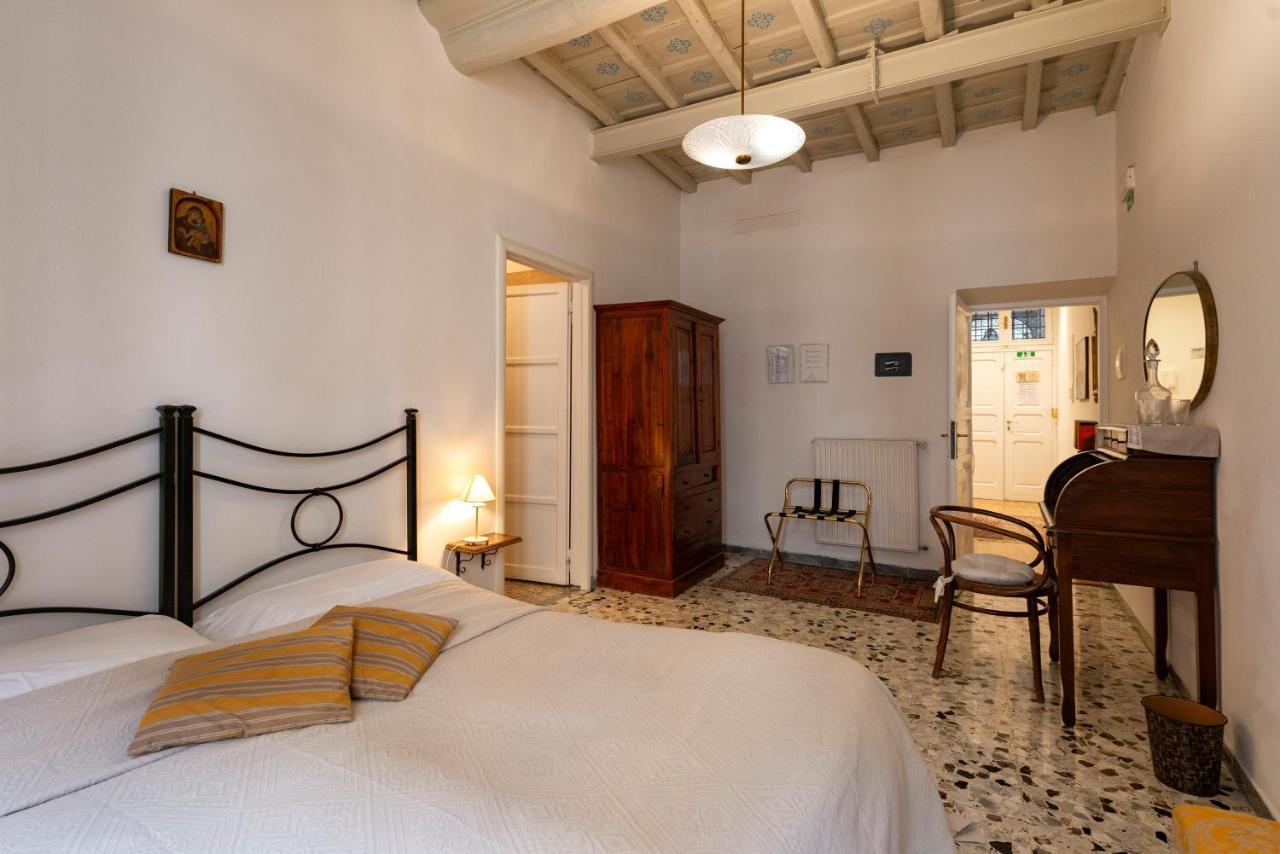 B&B La Scalinatella โรม ภายนอก รูปภาพ